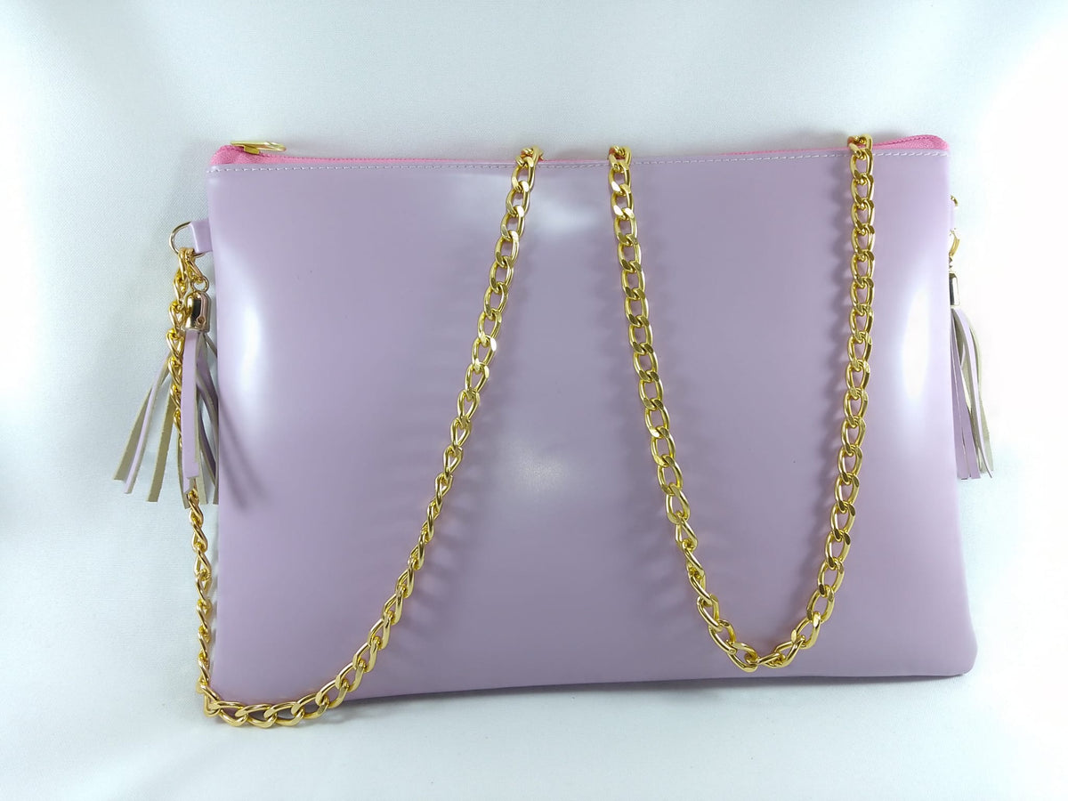 Bolso de colgar color morado marca piel Guerrero