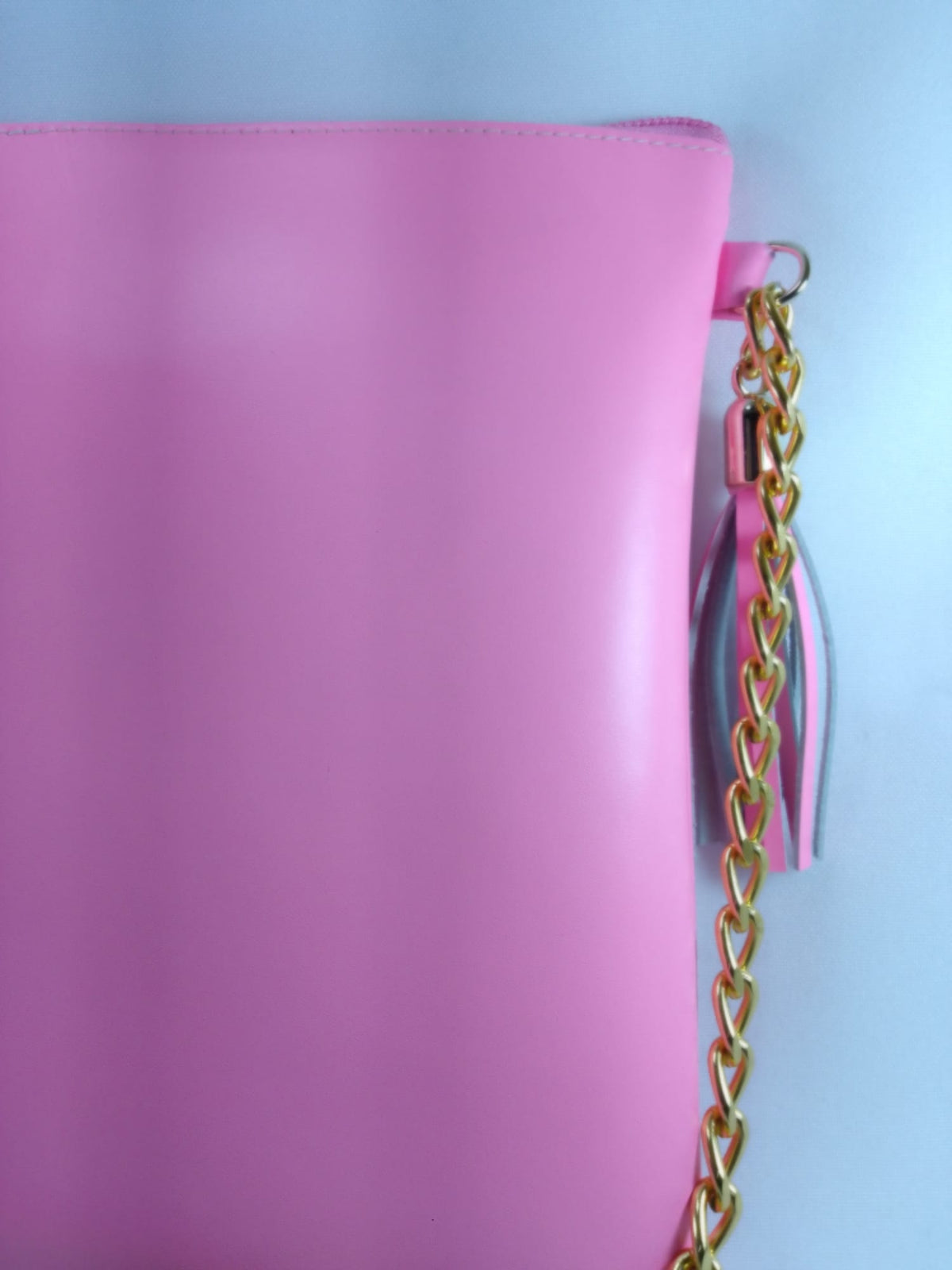 Bolso de piel color Fucsia marca Piel Guerrero