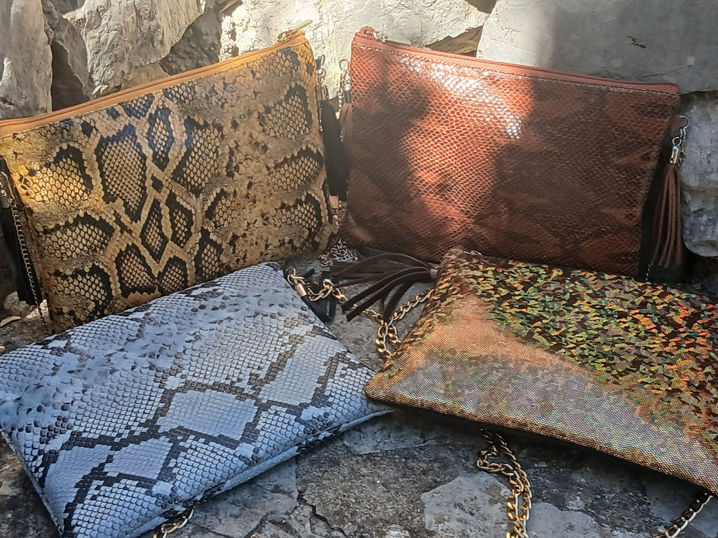 Bolso de cadena color mostaza marca Piel Guerrero