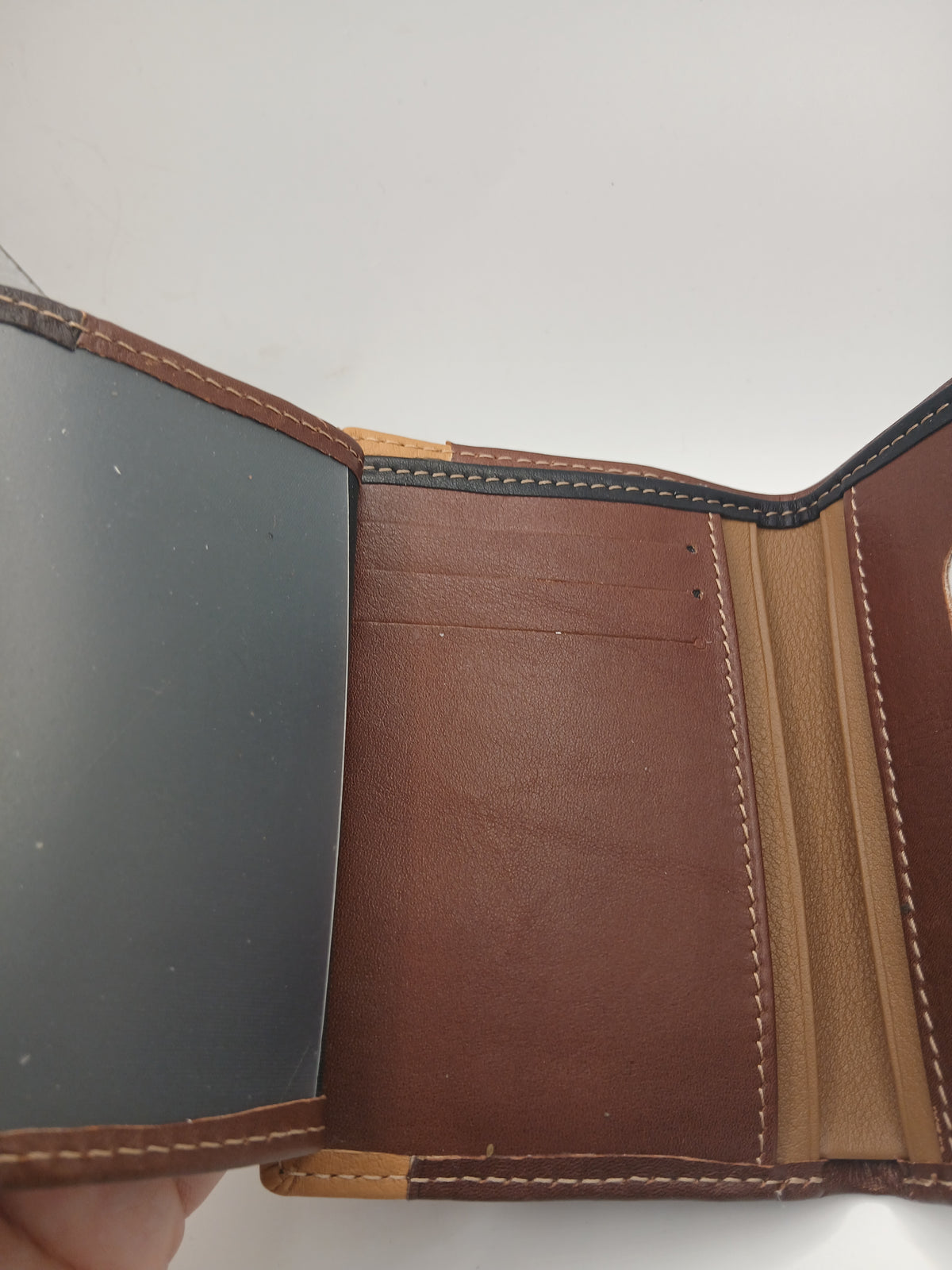 Cartera de piel 460 color cuero marca piel Guerrero